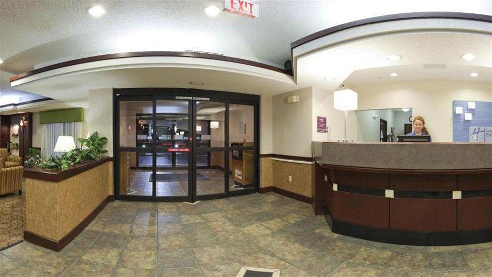 Comfort Inn & Suites Hutchinson Zewnętrze zdjęcie