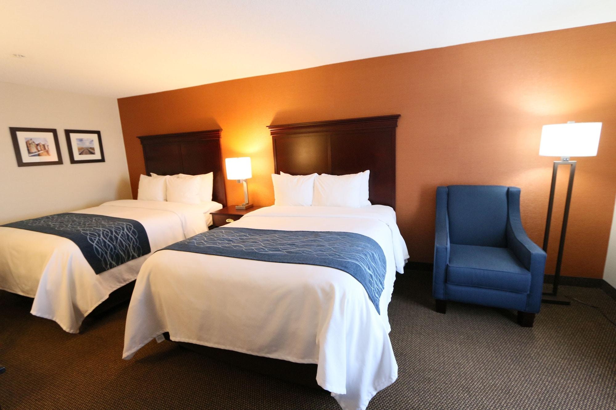 Comfort Inn & Suites Hutchinson Zewnętrze zdjęcie