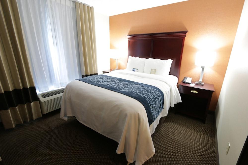 Comfort Inn & Suites Hutchinson Zewnętrze zdjęcie