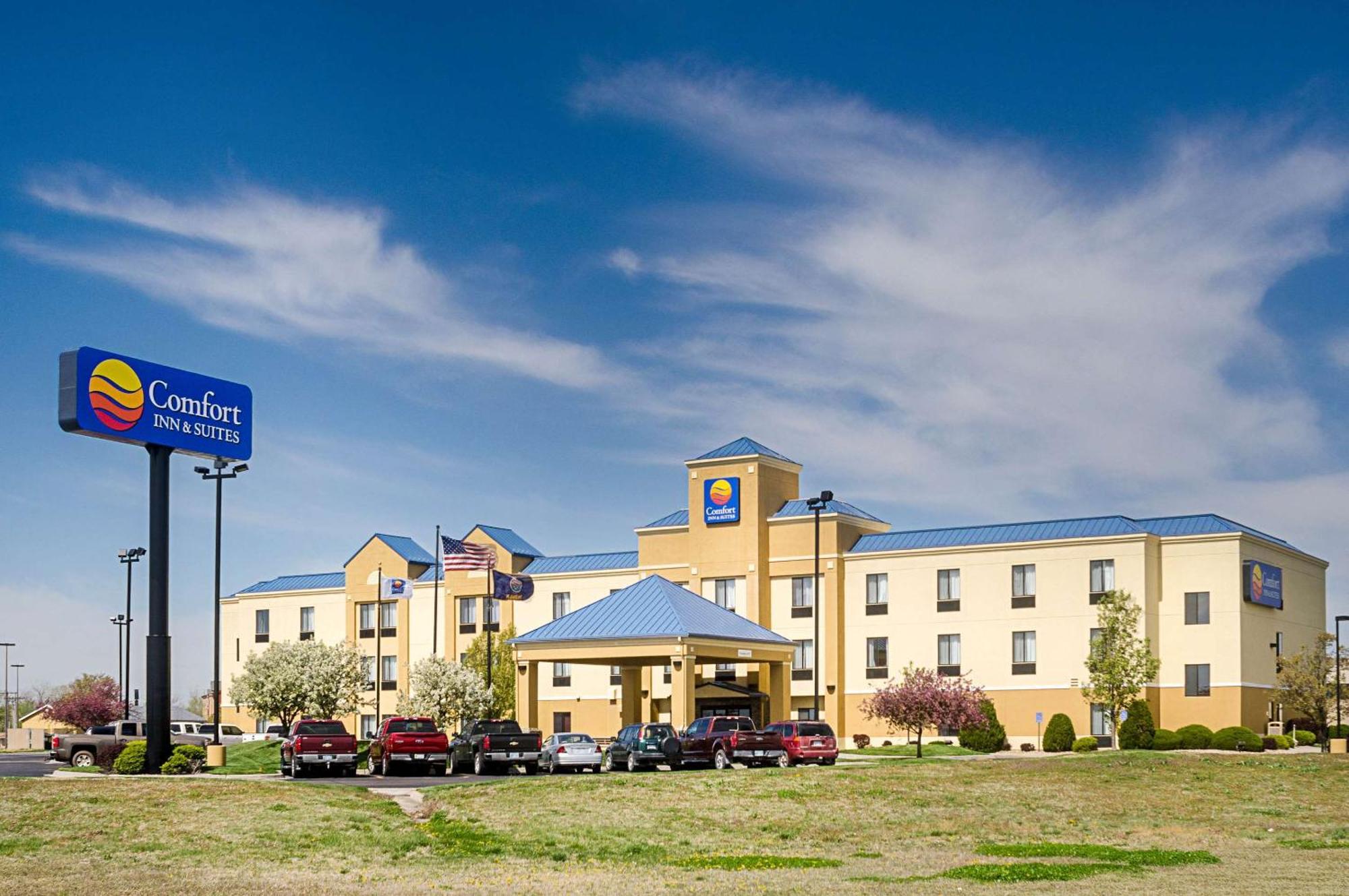 Comfort Inn & Suites Hutchinson Zewnętrze zdjęcie