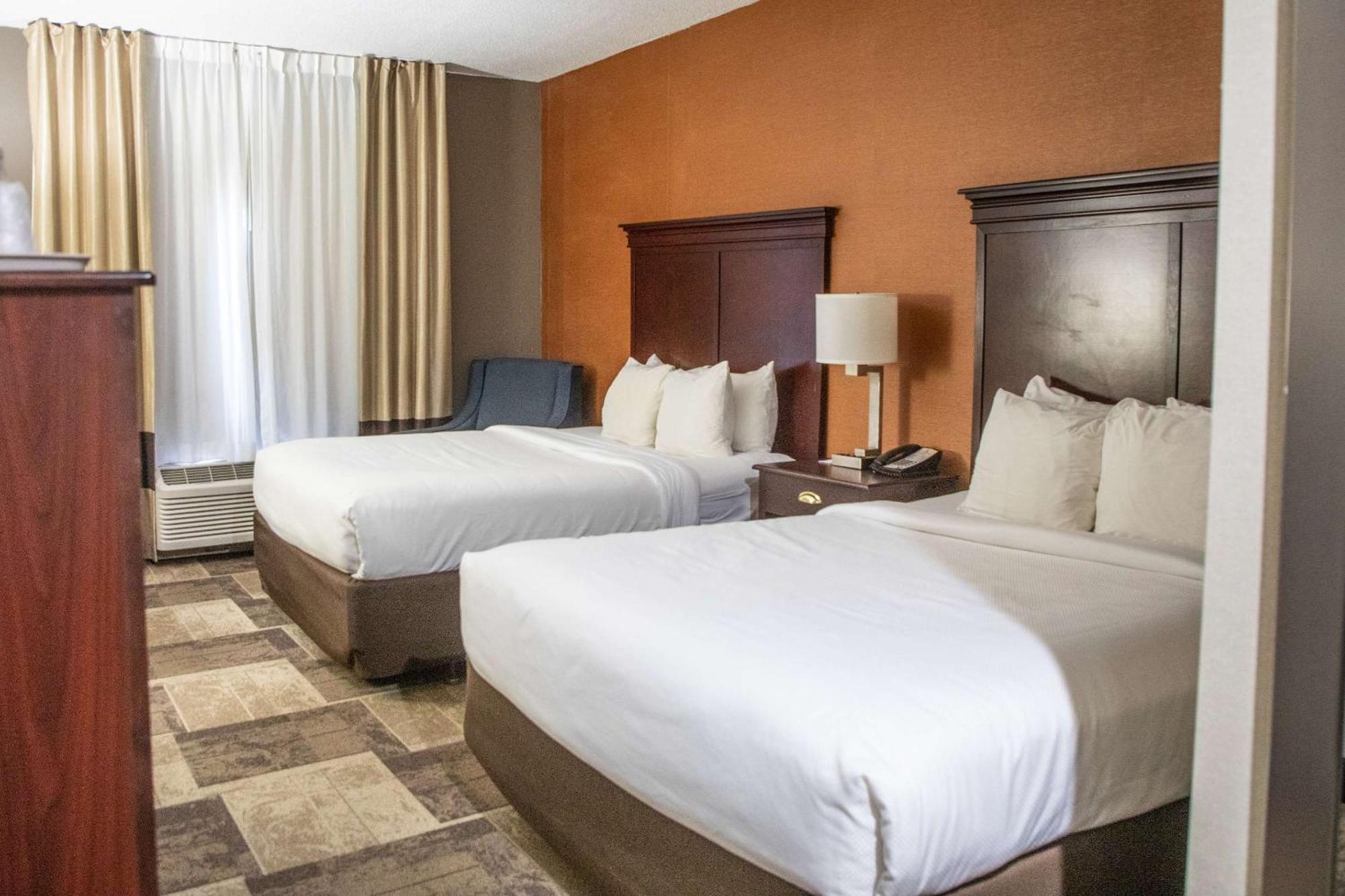 Comfort Inn & Suites Hutchinson Zewnętrze zdjęcie