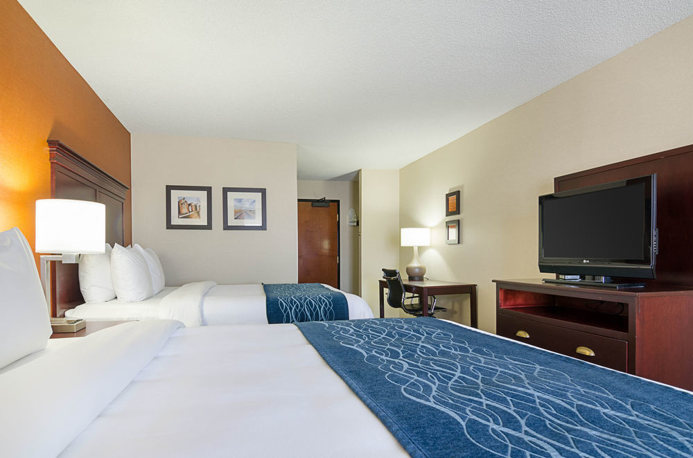 Comfort Inn & Suites Hutchinson Zewnętrze zdjęcie